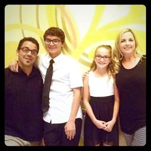 Meet your Posher,  Glimmer_Deals